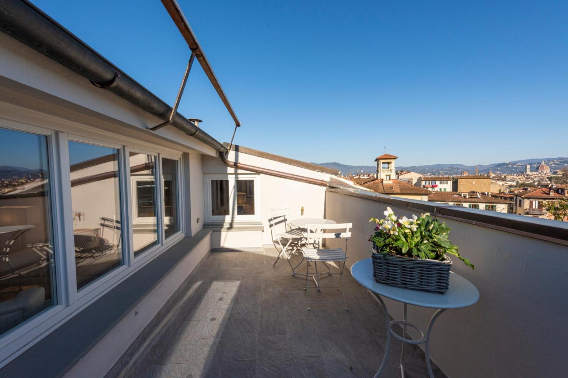 Florence- Heaven's Touch Penthouse * Florence
